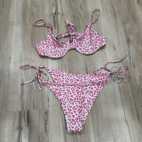 Women’s Zaful White Pink Leopard Print Bikini Swim Swimsuit Size 8 2 Piece Set‎ - Picture 1 of 5